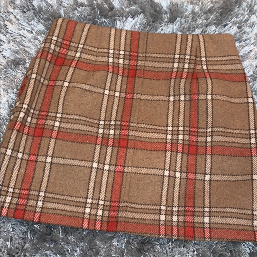 skirt - Picture 3 of 5